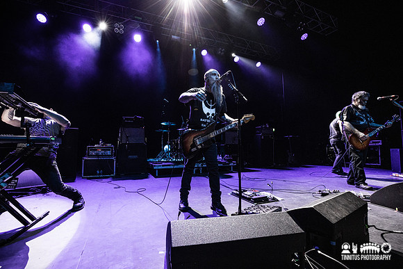 Neurosis in concert