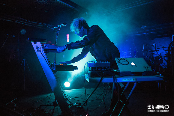 Avoxblue in concert