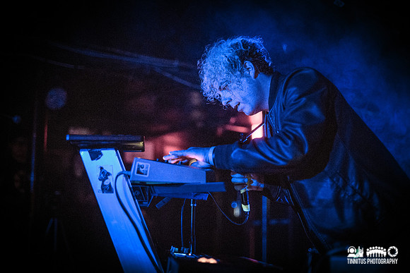 Avoxblue in concert
