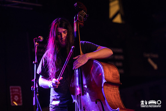 Alec K Redfearn and the Eyesores in concert