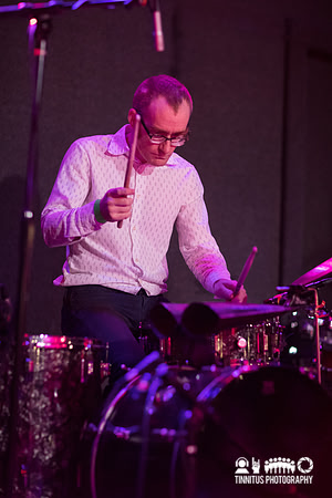 Alec K Redfearn and the Eyesores in concert