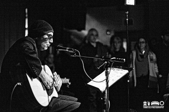 Alvarius B in concert