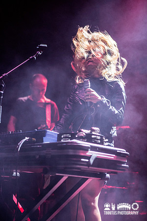 Asobi Seksu in concert