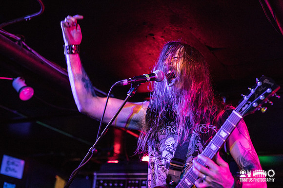 Black Pyramid in concert