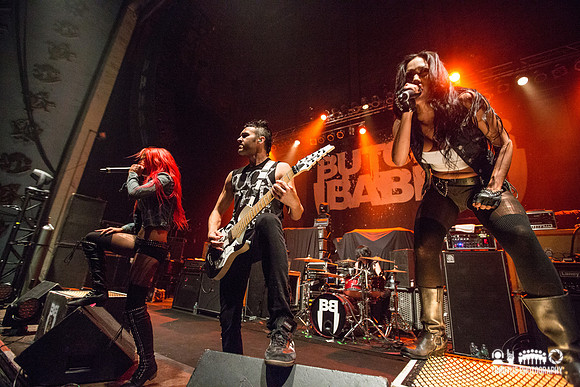 Butcher Babies in concert