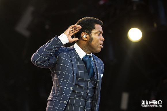 Vintage Trouble in concert