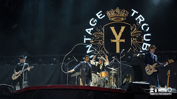 Vintage Trouble in concert