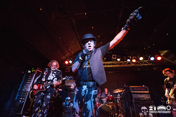 The Weirdos in concert