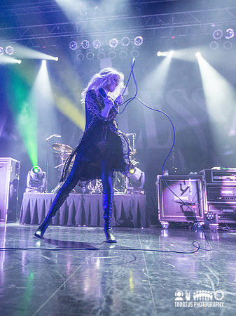 The Pretty Reckless in concert