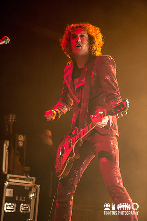 The Darkness in concert