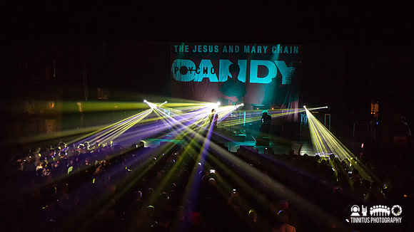 The Jesus & Mary Chain in concert