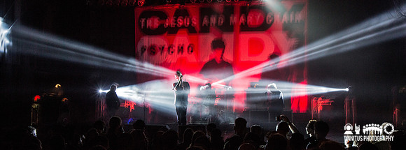 The Jesus & Mary Chain in concert