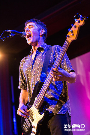 The Jigsaws in concert