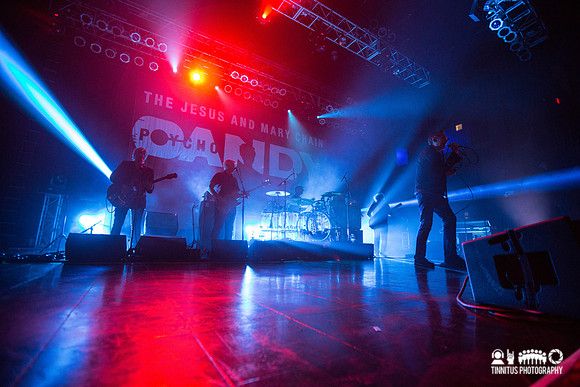 The Jesus & Mary Chain in concert