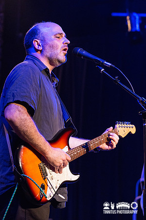 The Jigsaws in concert