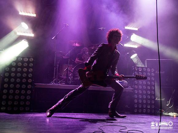 The Darkness in concert