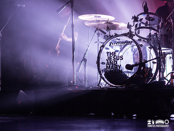 The Jesus & Mary Chain in concert