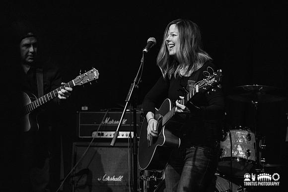 Mary Lou Lord in concert