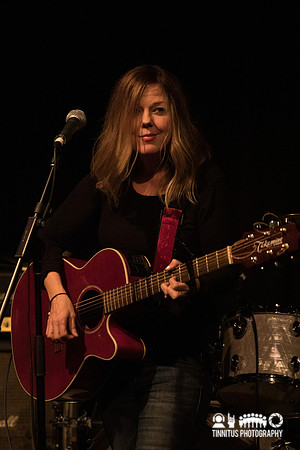 Mary Lou Lord in concert