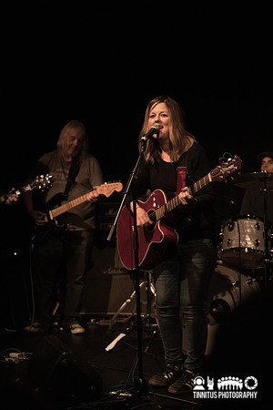 Mary Lou Lord in concert