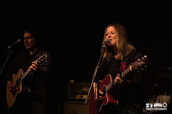 Mary Lou Lord in concert