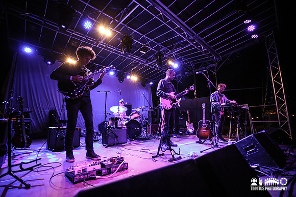Amen Dunes in concert