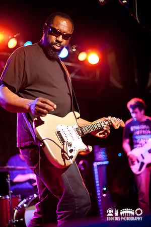 The Dirtbombs in concert