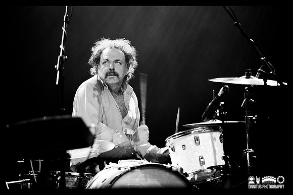 The Dirty Three in concert at ATP's I'll Be Your Mirror festival