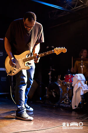 The Dirtbombs in concert