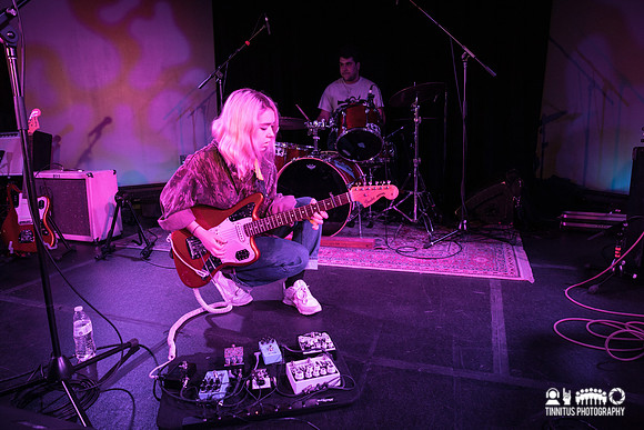 Snail Mail in concert