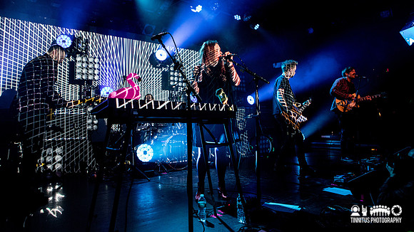 Slowdive in concert