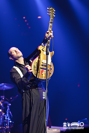 Social Distortion in concert