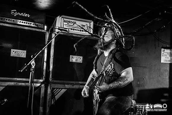 Sea Of Bones in concert