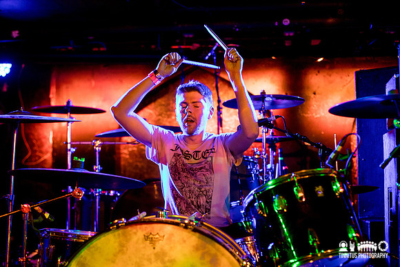 Sea Of Bones in concert