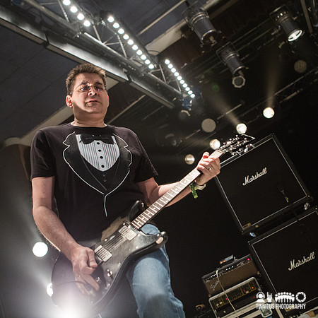 Shellac in concert