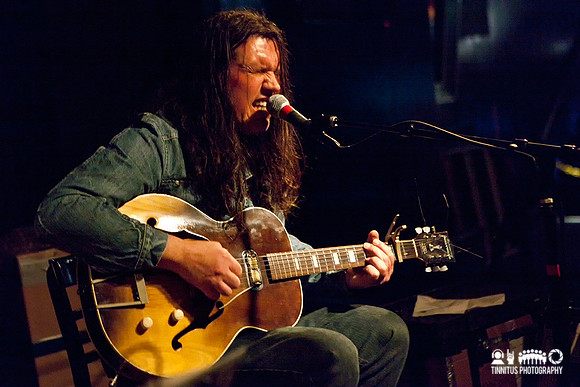 Richard Buckner in concert