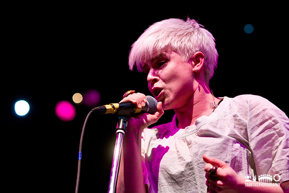 Robyn in concert