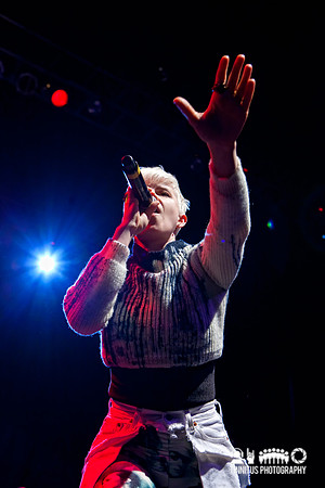 Robyn in concert