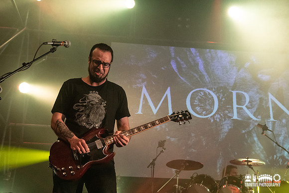Morne in concert