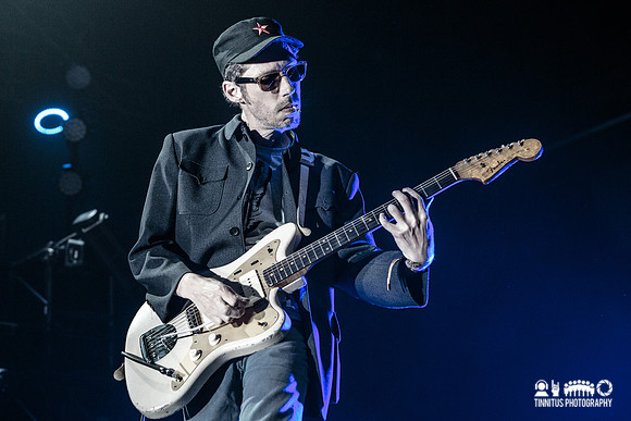 Brian Jonestown Massacre in concert