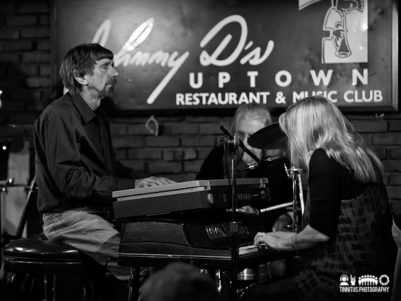 Pegi Young in concert