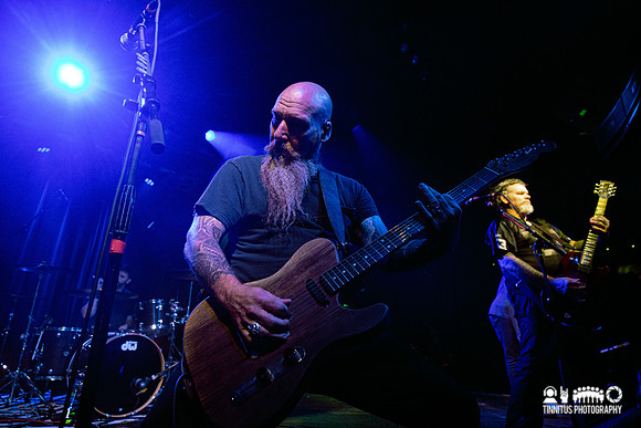 Neurosis in concert