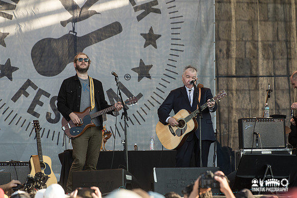 Justin Vernon and John Prine in concert
