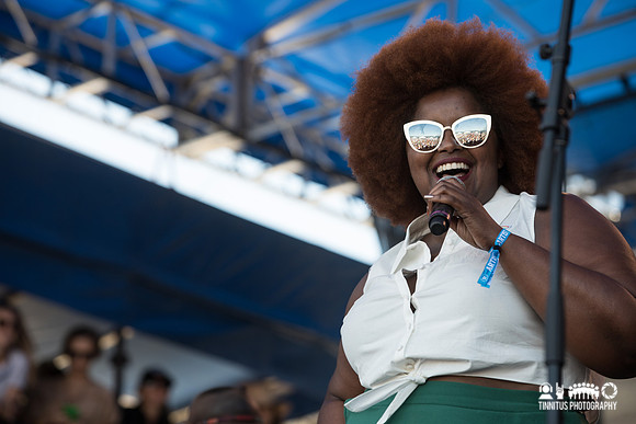 Kam Franklin in concert
