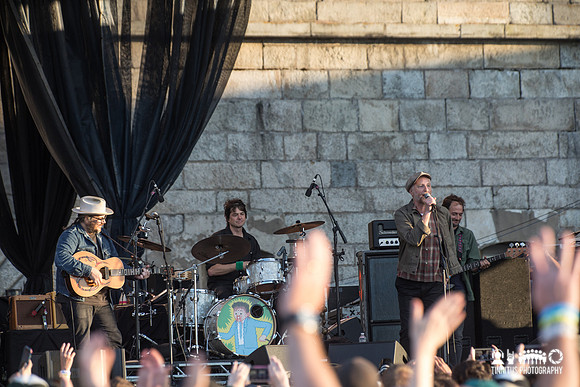 Wilco with Billy Bragg in concert