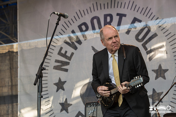 Pat McLaughlin in concert