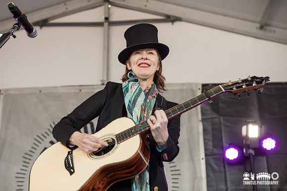 Suzanne Vega in concert