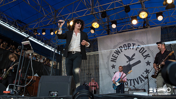 Carl Broemel, Kyle Craft, John Moen, Pete Query and Chris Funk with Speak Out in concert