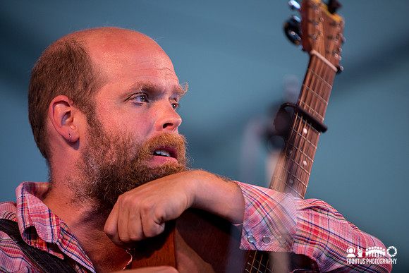 Bonnie "Prince" Billy and Dawn McCarthy in concert