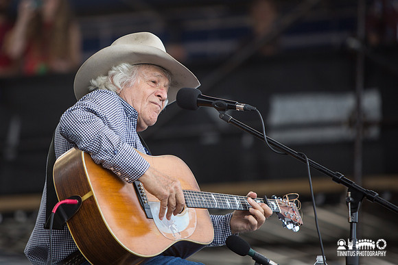Ramblin' Jack Elliott in concert